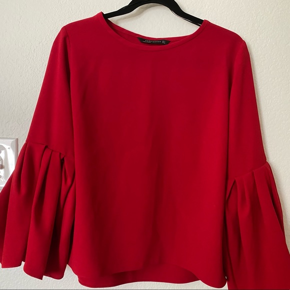 Zara Tops - Zara 3/4 bell sleeve holiday top